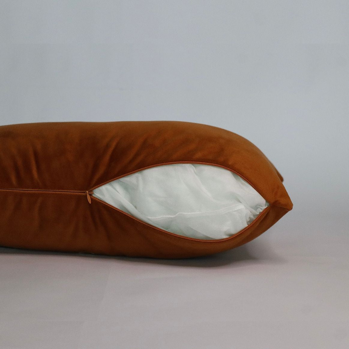 Amber Diamond Cushion Cove 45x45